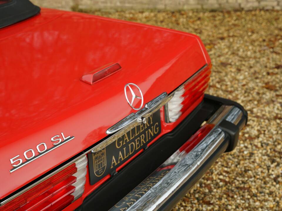 Bild 10/50 von Mercedes-Benz 500 SL (1983)