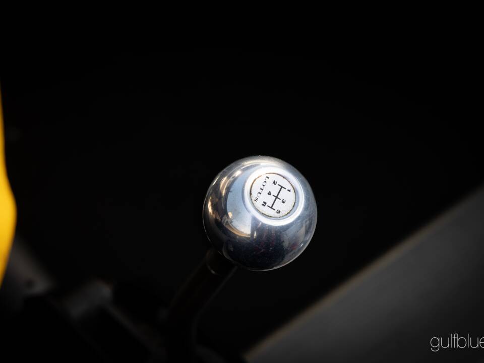 Image 36/50 of Lotus Elise 111 (1998)