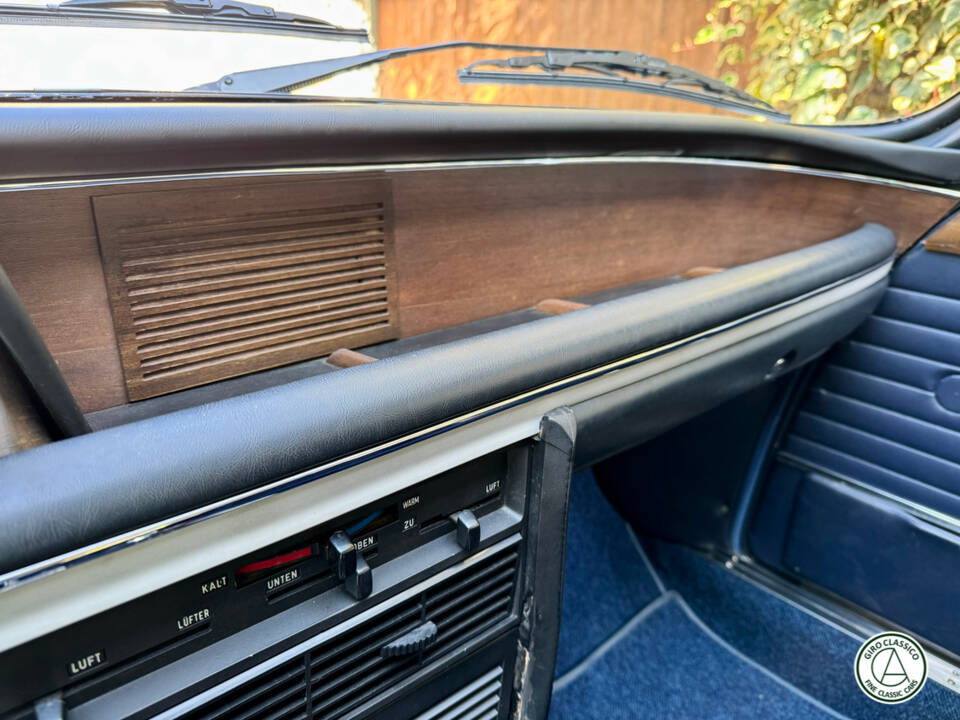 Bild 31/60 von BMW 3.0 CSi (1975)
