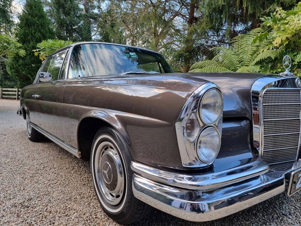 Immagine 1/5 di Mercedes-Benz 280 SE (1966)