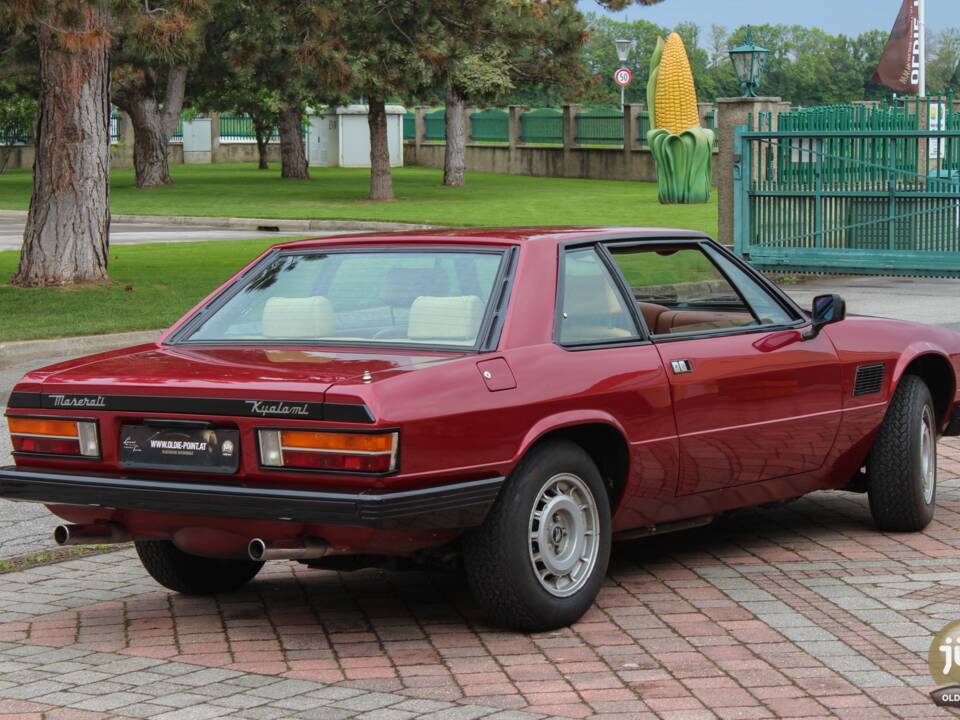 Image 13/22 of Maserati Kyalami (1979)