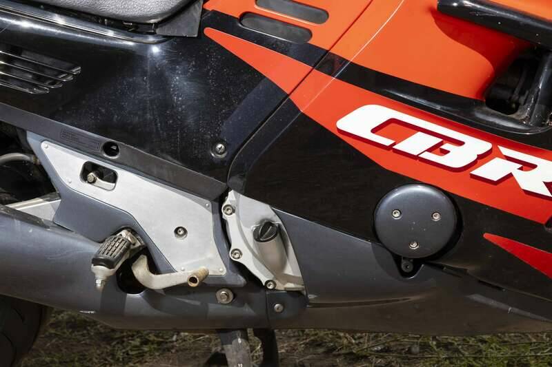 Image 17/25 de Honda DUMMY (1991)