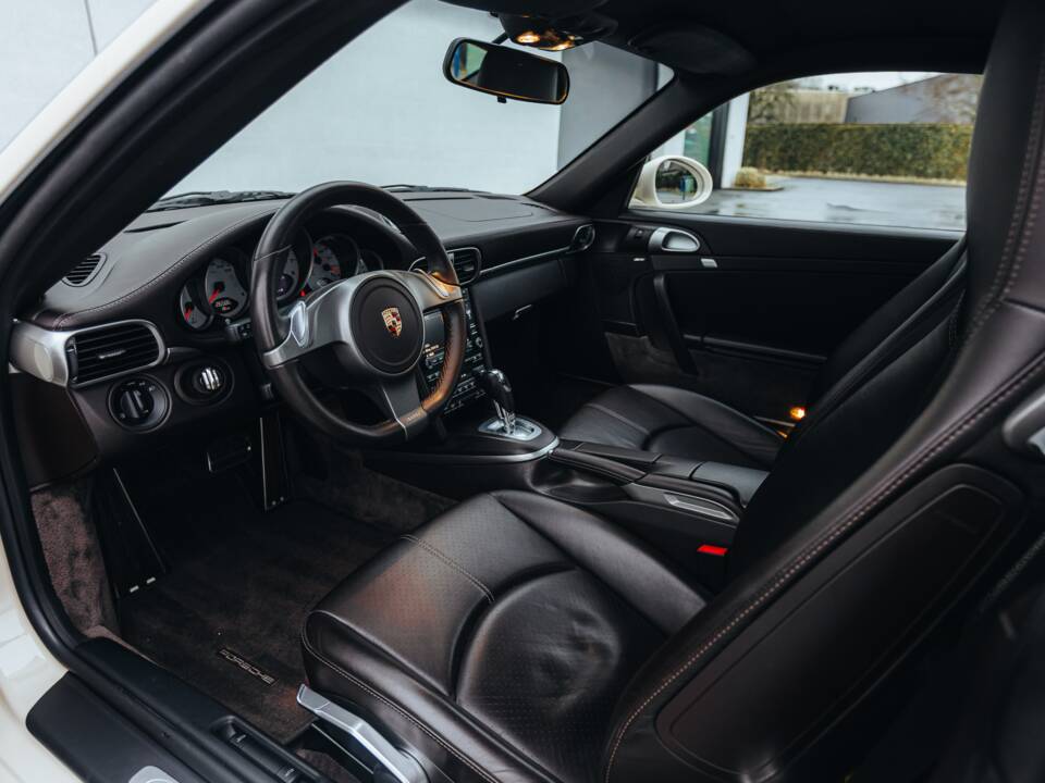 Afbeelding 42/53 van Porsche 911 Carrera S (2010)