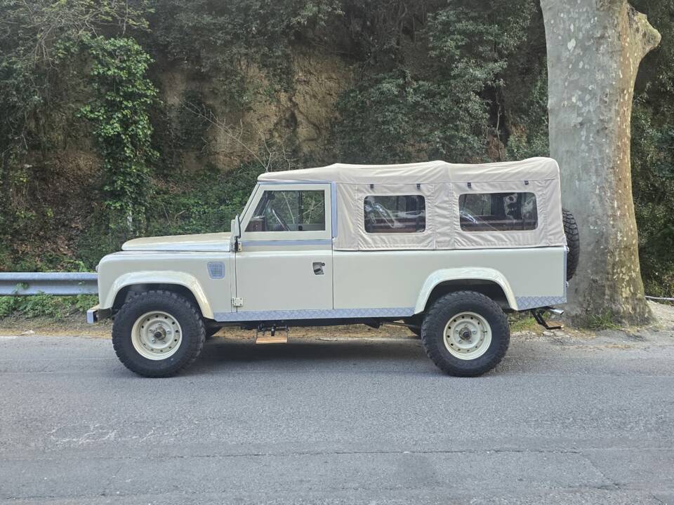 Bild 25/57 von Land Rover 110 (1989)