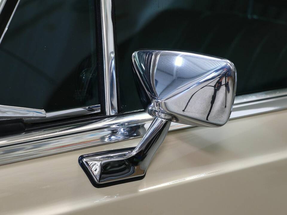Immagine 13/27 di Mercedes-Benz 280 SE 4,5 (1971)