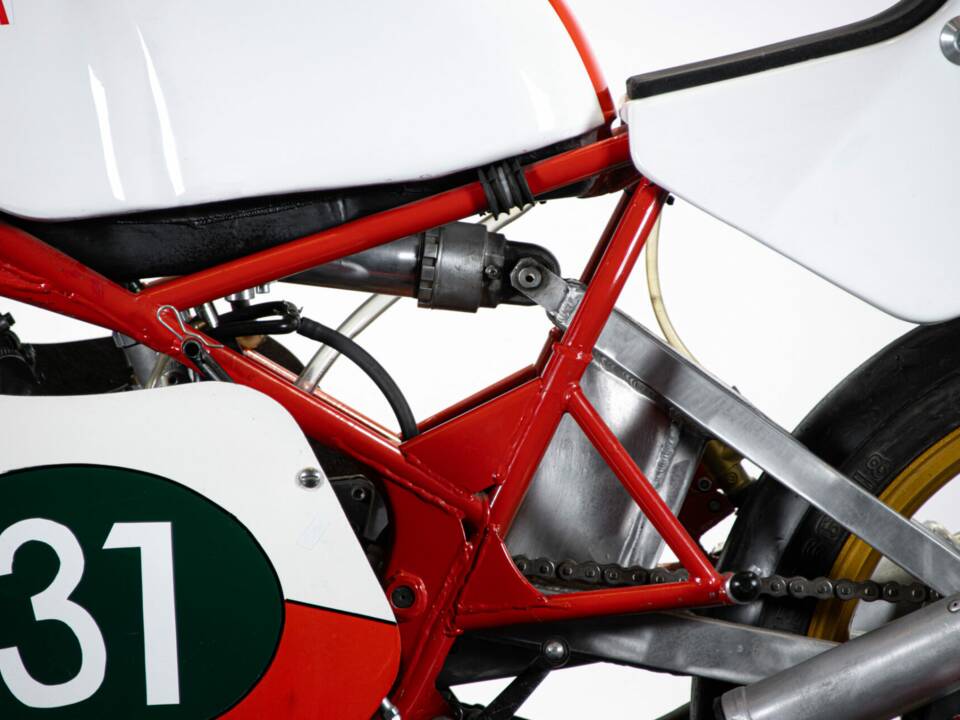 Image 18/50 de Yamaha TZ 250 (1979)