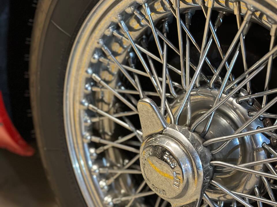 Image 4/7 of Triumph TR 4 (1963)