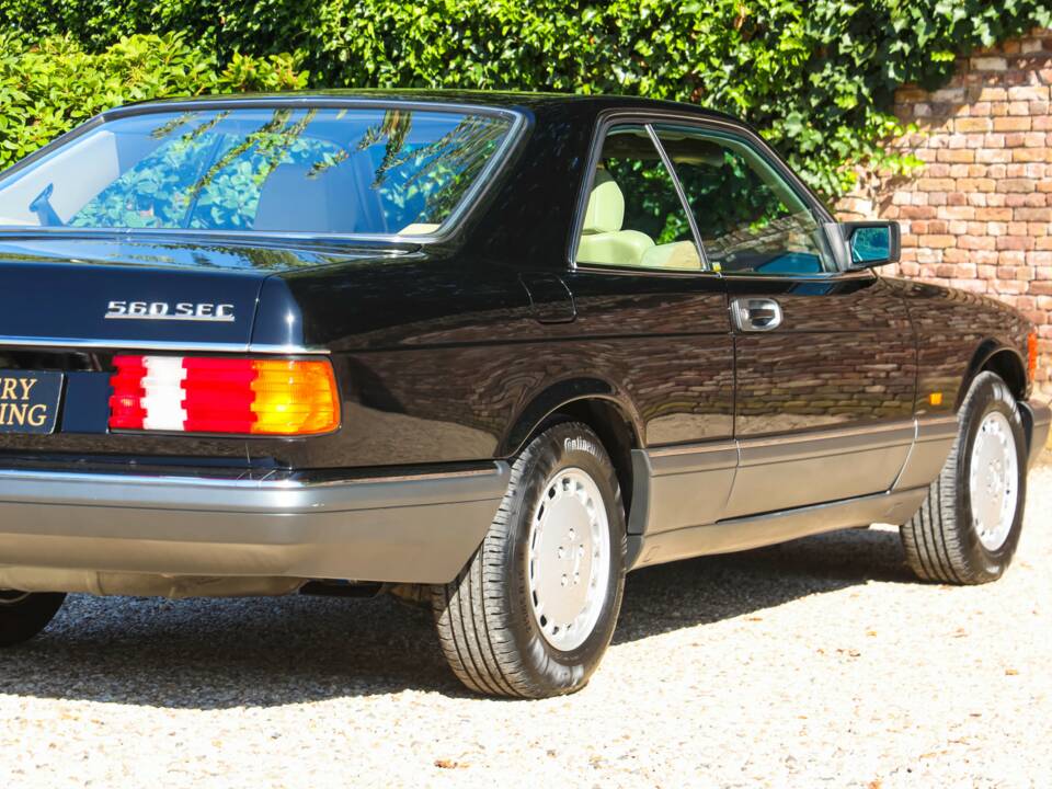 Bild 18/50 von Mercedes-Benz 560 SEC (1987)