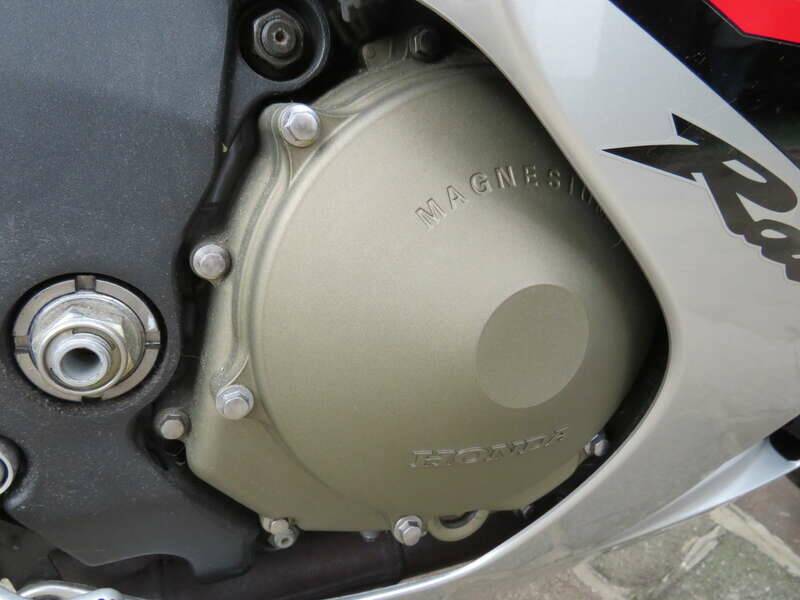 Immagine 19/40 di Honda VTR 1000 SP2 (2005)