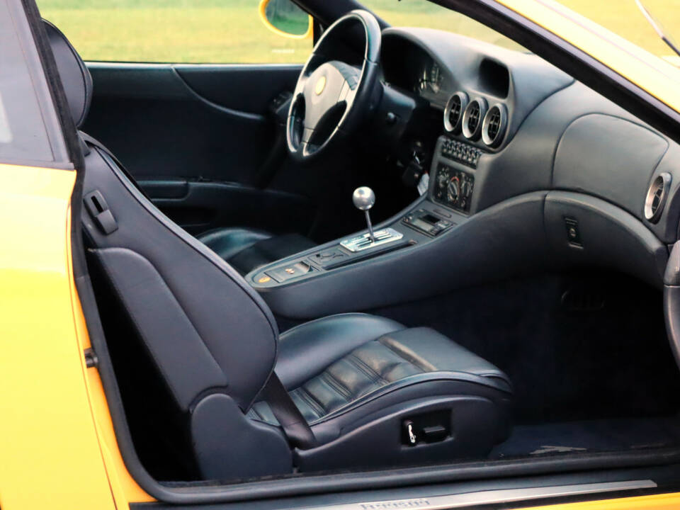 Immagine 15/50 di Ferrari 550 Maranello (1999)