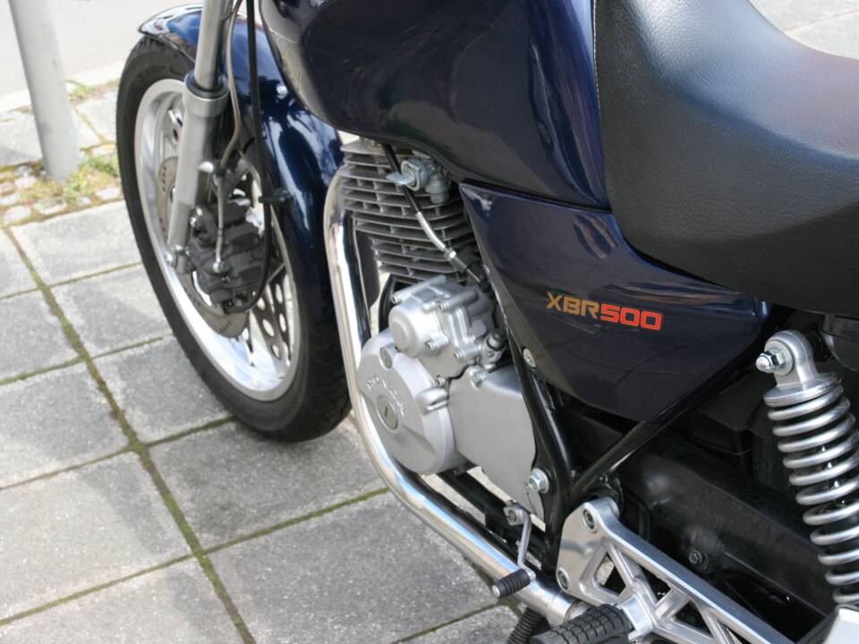 Immagine 8/23 di Honda XBR 500 (1985)