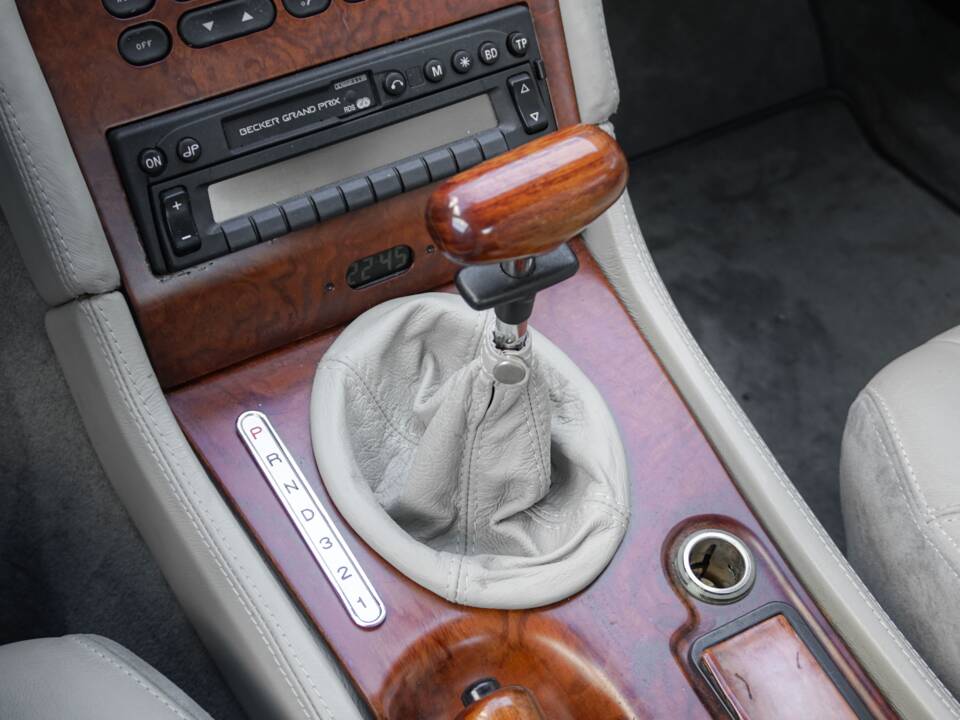 Image 23/43 of Maserati Quattroporte 3.2 Evoluzione (1999)