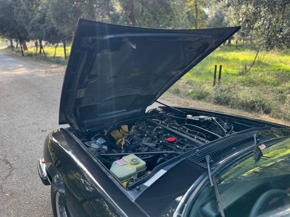 Image 17/47 of Jaguar XJ-S 3.6 (1988)