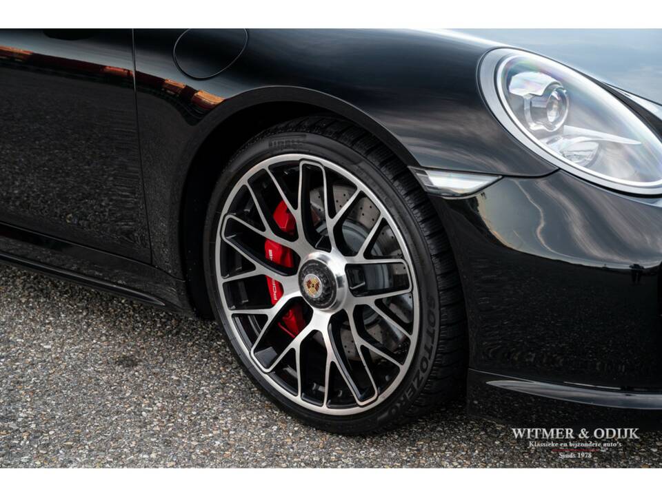Image 16/47 of Porsche 911 Turbo (2014)