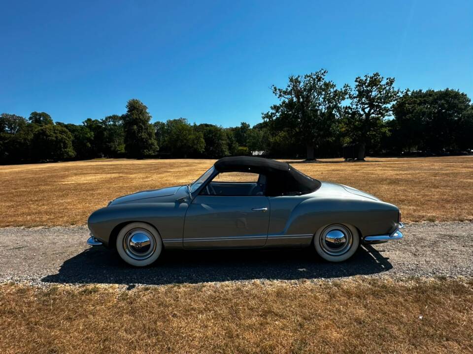 Image 18/48 of Volkswagen Karmann Ghia 1200 (1958)