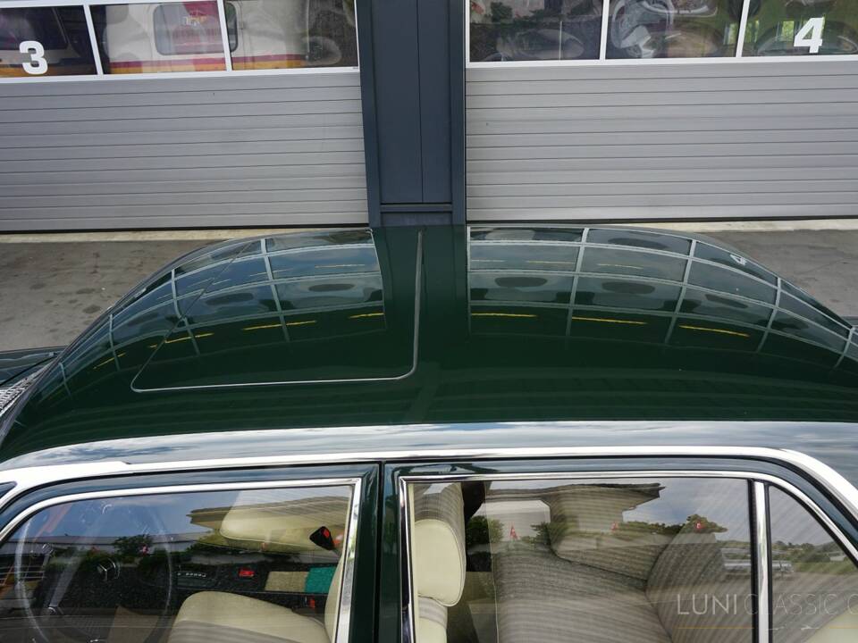 Bild 19/71 von Mercedes-Benz 280 S (1973)