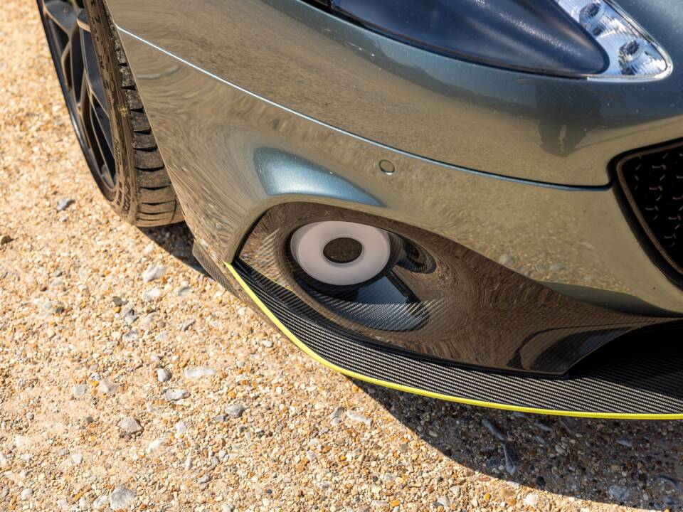 Image 25/60 of Aston Martin Rapide AMR (2019)