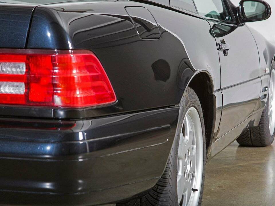 Bild 9/20 von Mercedes-Benz SL 320 (2000)