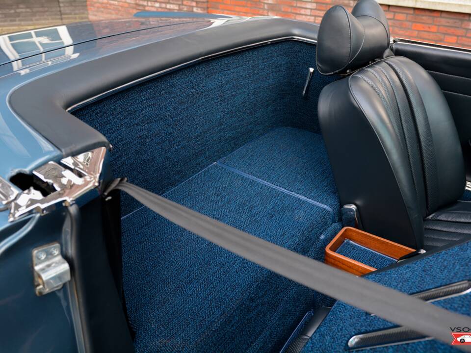 Image 9/14 of Mercedes-Benz 280 SL (1971)