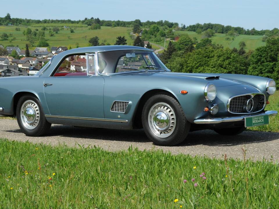 Afbeelding 5/29 van Maserati 3500 GT Touring (1961)