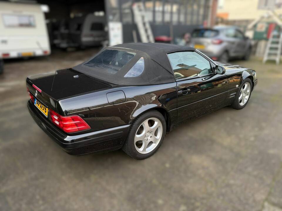 Immagine 6/7 di Mercedes-Benz SL 320 (2000)