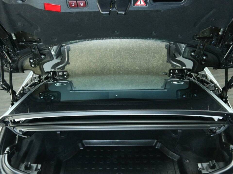 Bild 36/50 von Mercedes-Benz SL 500 (2015)