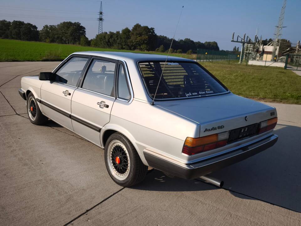 Image 14/94 de Audi 80 CD 5S (1982)
