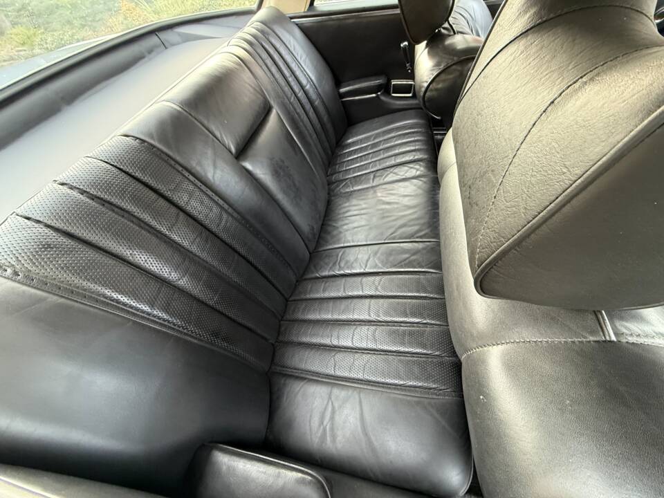 Bild 27/43 von Mercedes-Benz 250 SE (1966)