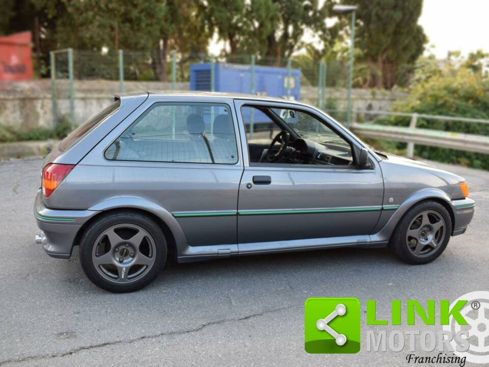 Image 9/10 of Ford Fiesta 1.6 (1991)