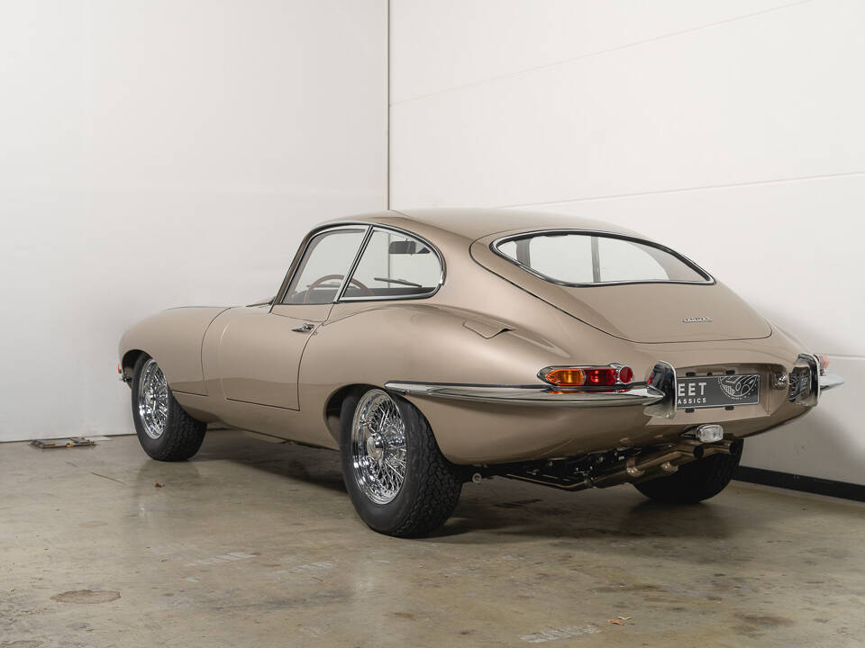 Image 5/27 de Jaguar Type E 3.8 (1962)