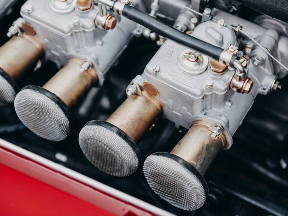 Afbeelding 14/21 van Maserati Mistral 4000 (1967)