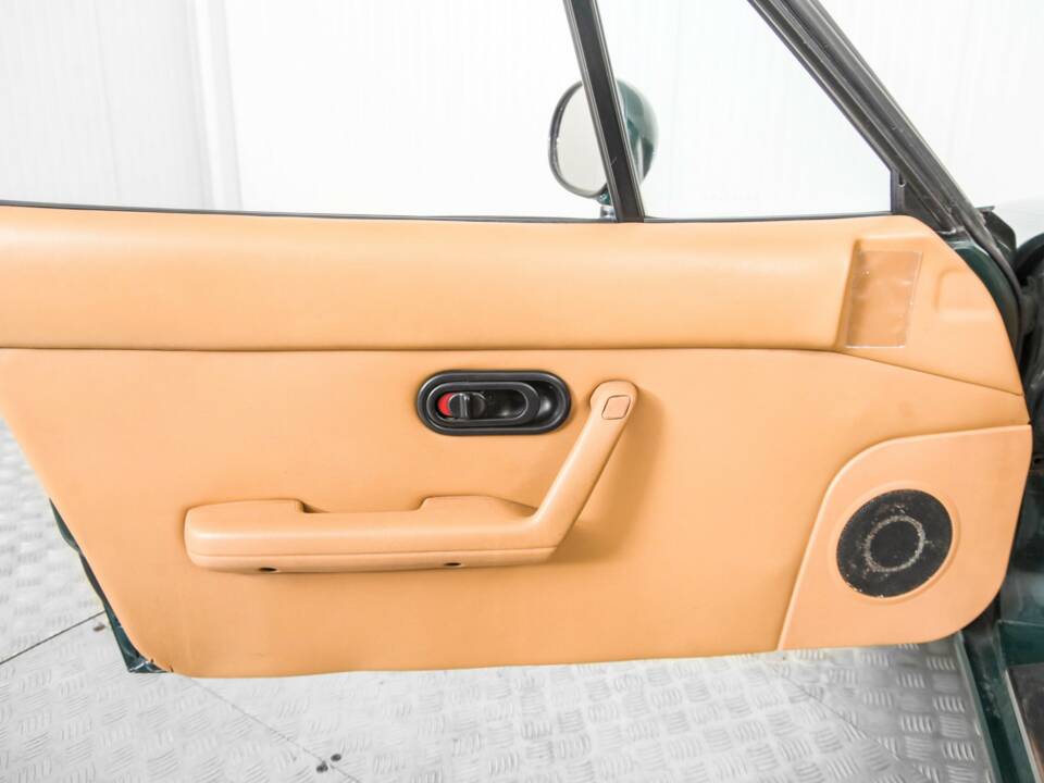Image 31/50 de Mazda MX-5 1.6 (1993)