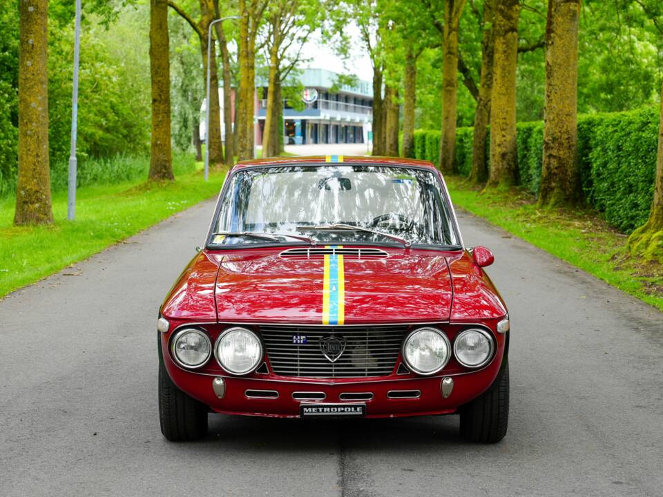 Image 8/36 of Lancia Fulvia Coupe HF 1.6 (1971)