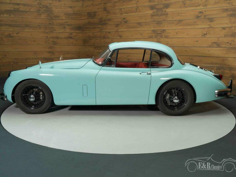 Image 6/19 of Jaguar XK 150 FHC (1958)