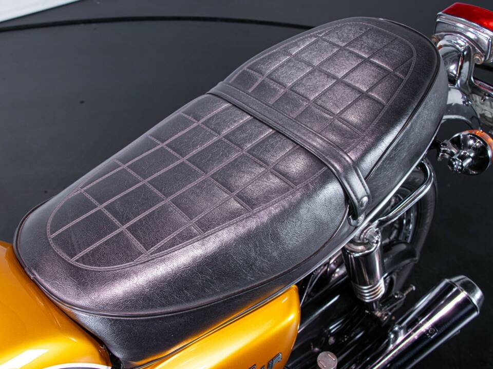 Image 38/50 of Honda DUMMY (1975)