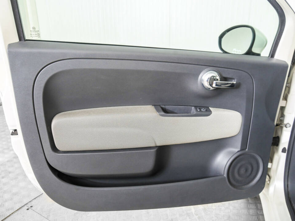 Immagine 33/48 di FIAT 500 (2009)