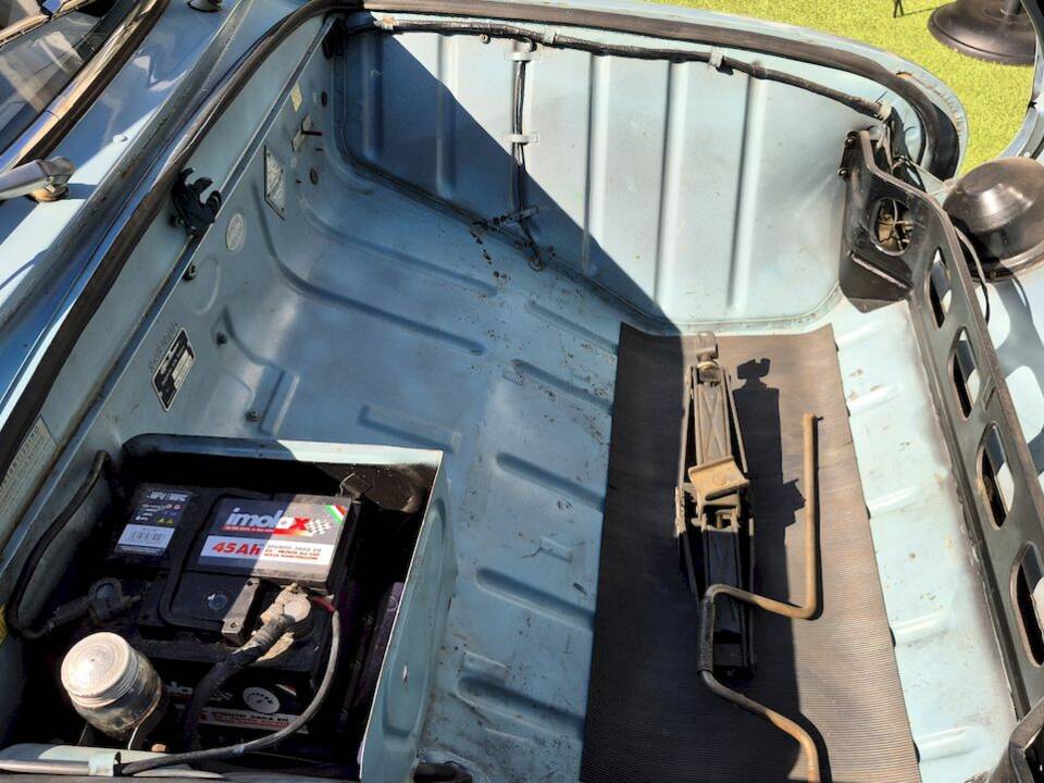 Image 55/64 of Alfa Romeo Dauphine R 1090 (1961)