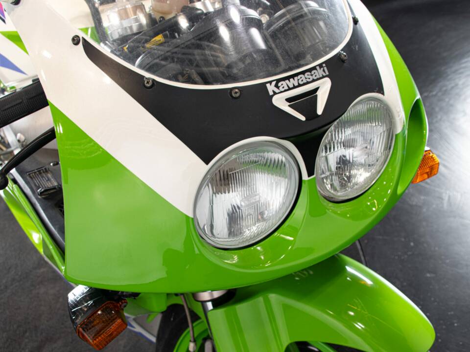Image 38/49 of Kawasaki ZX-R 750 (1994)