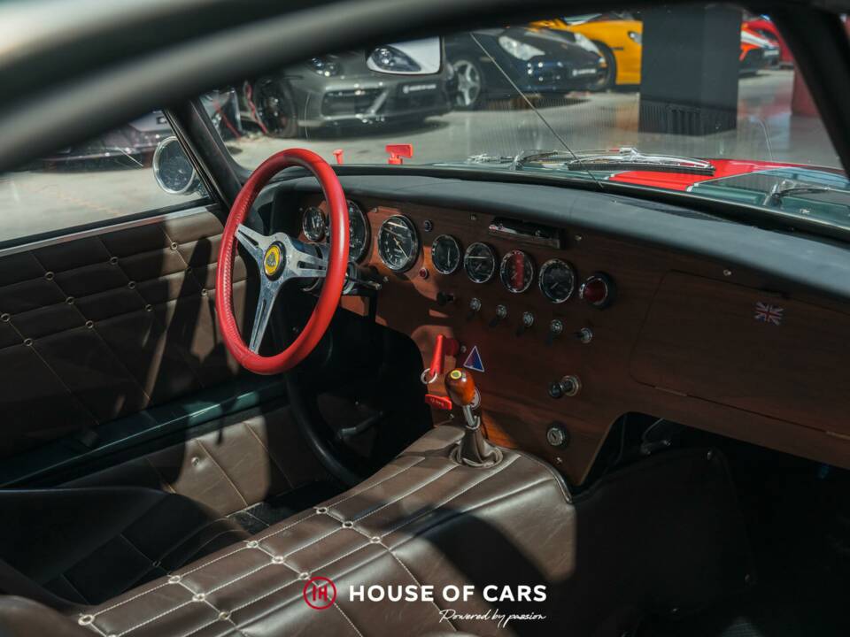 Image 16/24 of Lotus Elan S2 26R (1965)