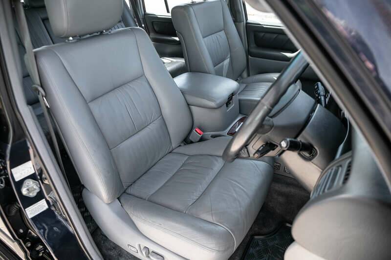 Afbeelding 32/37 van Toyota Land Cruiser 100 (2000)
