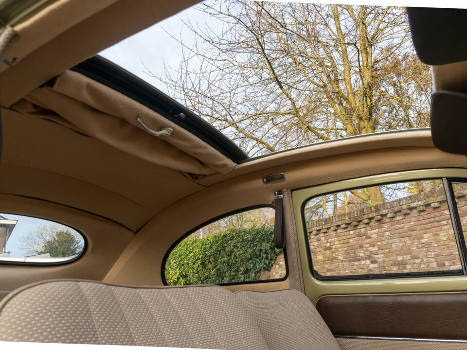 Bild 30/50 von Volkswagen Beetle 1200 Standard "Oval" (1956)