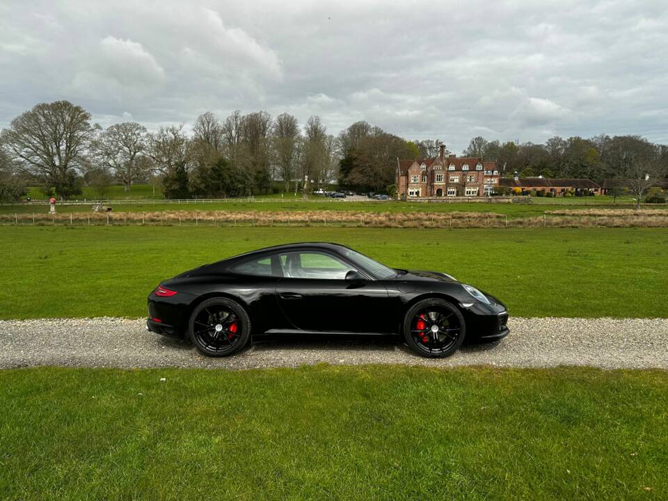 Image 3/42 of Porsche 911 Carrera S (2018)