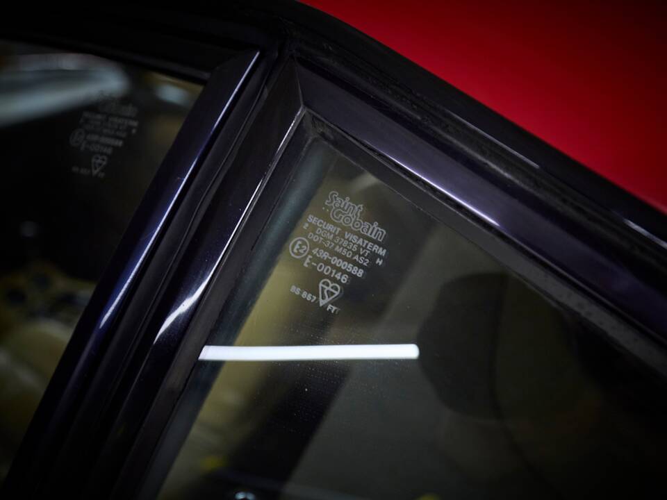 Image 36/100 of Ferrari 308 GTB Quattrovalvole (1983)