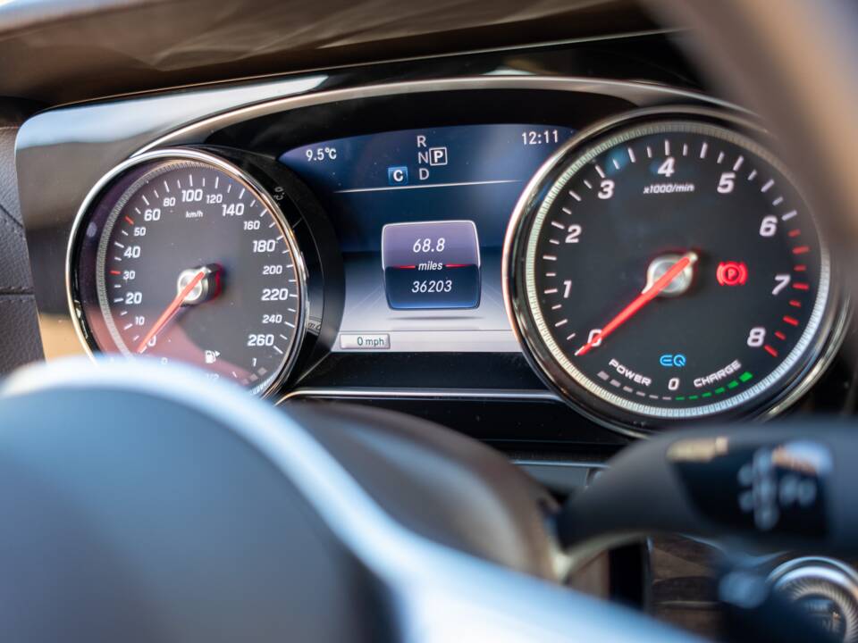 Image 74/85 of Mercedes-Benz CLS 450 4MATIC (2018)