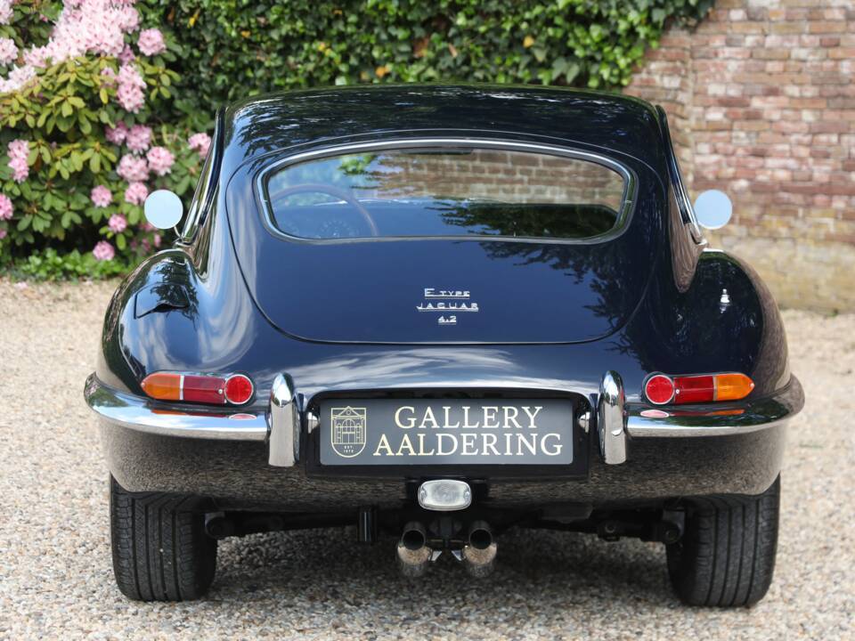 Imagen 17/50 de Jaguar E-Type 4.2 (1964)