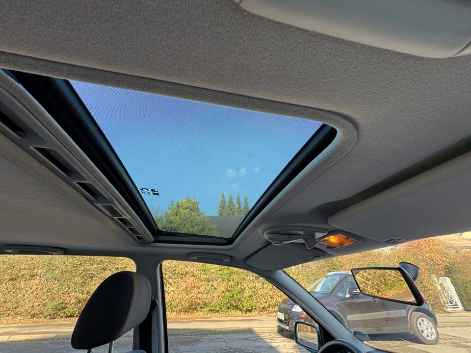 Bild 9/17 von Volkswagen Polo III 1.4 (1996)