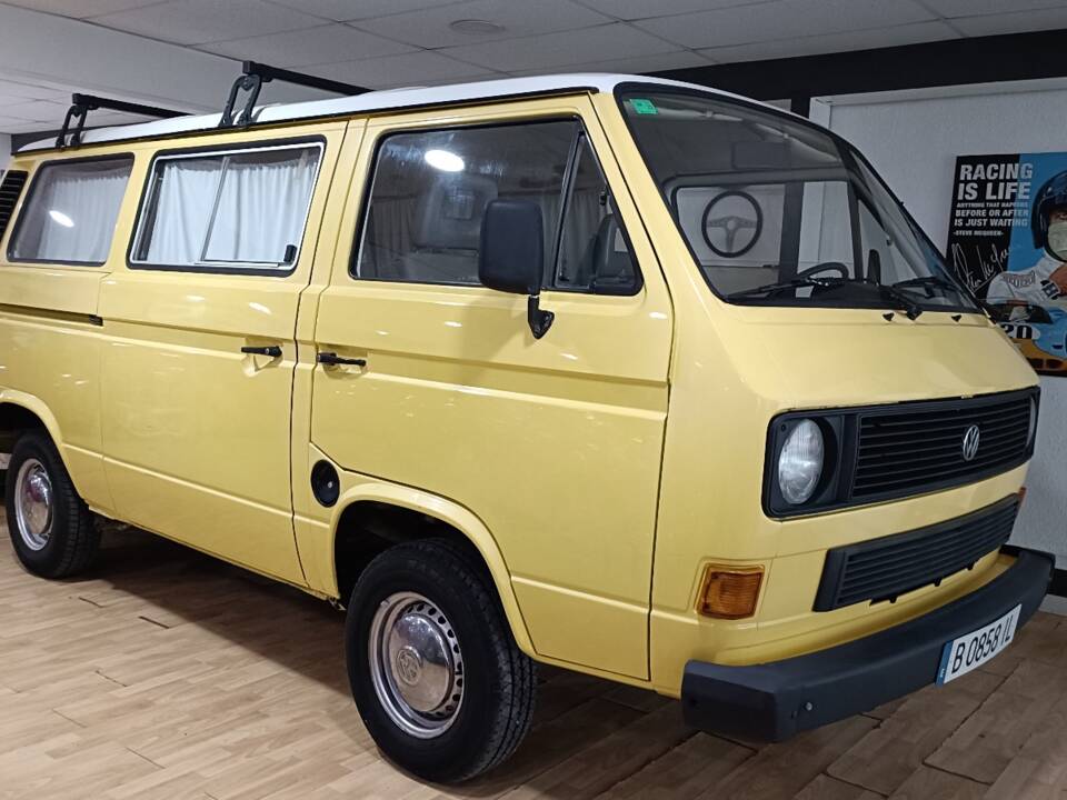 Bild 7/25 von Volkswagen T3 Caravelle TD 1.6 (1987)