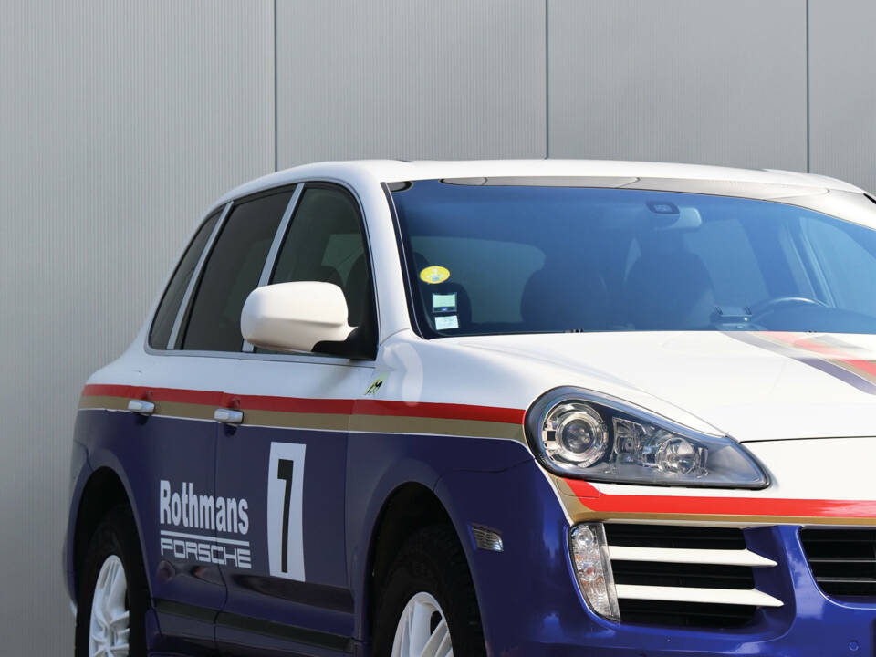 Bild 18/41 von Porsche Cayenne GTS (2007)