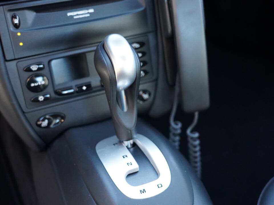 Immagine 7/18 di Porsche 911 Turbo (2001)