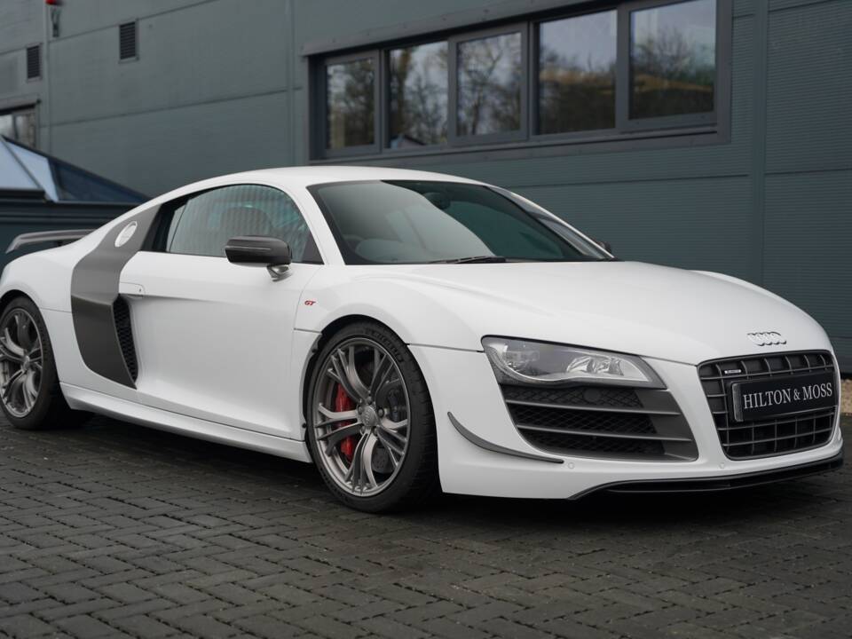Bild 32/50 von Audi R8 GT (2011)